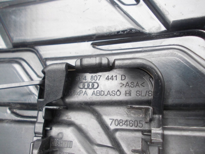 фото №12, Молдинг решётка бампера заднего зад audi a3 s3 8y sportback 8y4807925 23r