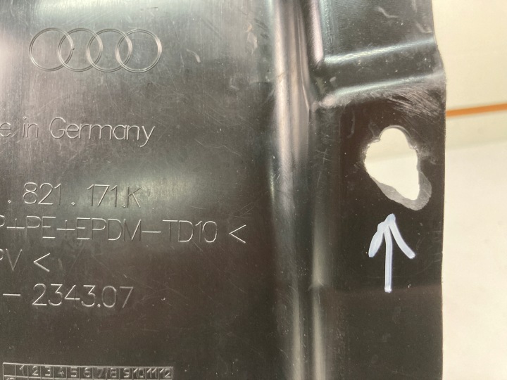 фото №7, Підкрилок ліве передні audi a3 8y0