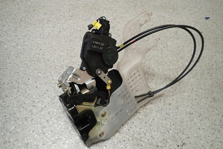 фото №4, Hyundai tucson 04- 09 замок дверь задний правые