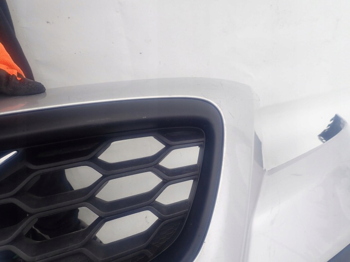 фото №11, Volvo xc40 cross country 12-19 бампер перед