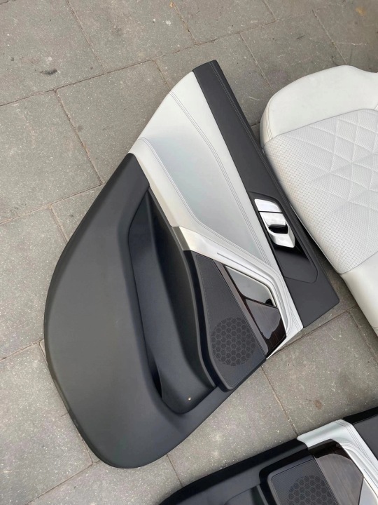 фото №12, Сиденья карта обшивки диван туннель bmw x6 g06 sensafin silverstone подогрев