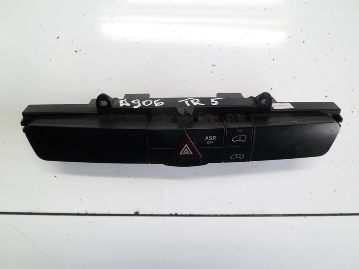 фото №1, Crafter sprinter w906 переключатель света аварийных a9068701010