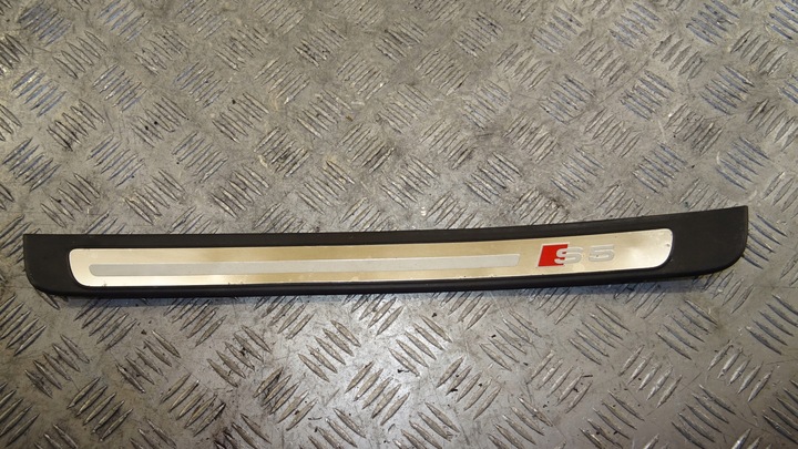 фото №1, Audi s5 оригинальный номер 8t8853373a планка пороговая l перед