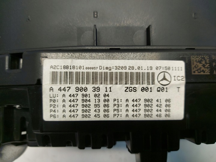 фото №5, Mercedes w447 v220d vito спидометр манометр uk a4479003911