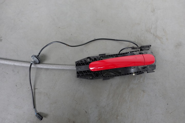 фото №1, Vw beetle 5c ручка двері права комплектна кріплення ly3d