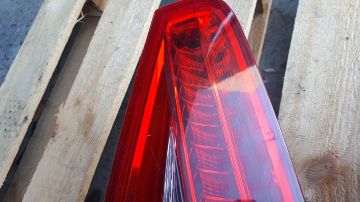 фото №13, S4 b8 a4 рестайлінг лампа праві зад кришка usa