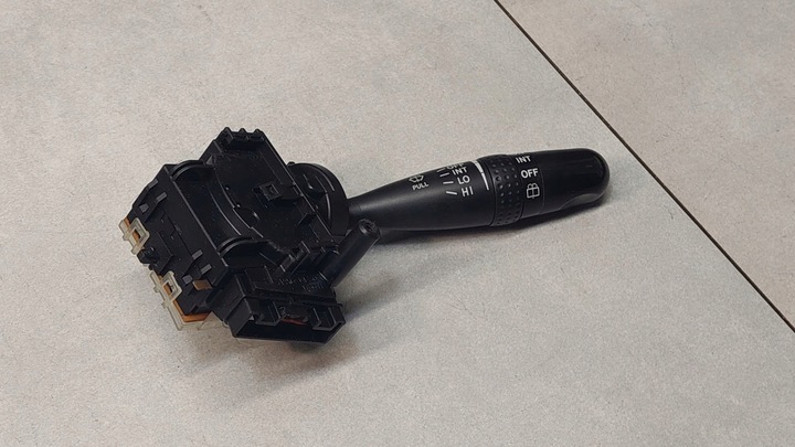 фото №8, Перемикач двірник corolla e12 1.4 b