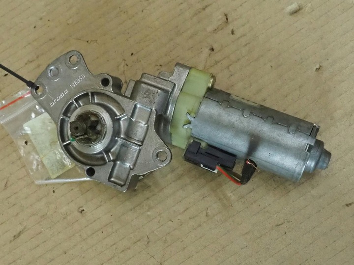 фото №12, Двигунчик сидіння праві перед skoda superb i eu 3b0959762ag