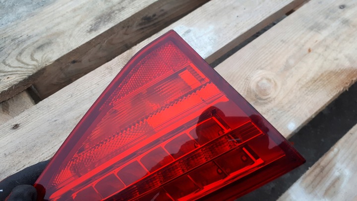 фото №7, A4 b8 s4 лампа led ліва лівий зад w кришка багажника універсал