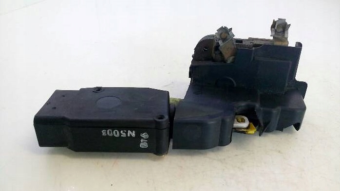 фото №7, Замок двері праві перед mitsubishi space star 03r.