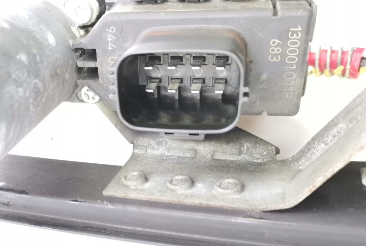 фото №8, Подъемник стекла ford oem номер 1s71 f23200 bx