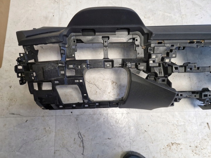 фото №5, Консоль капот панель роздавальна skoda superb iv 3p1