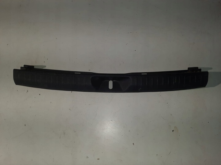 фото №14, Prius plus захист замка кришки 67935-47010