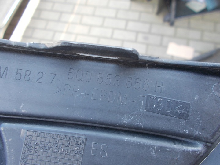 фото №11, Галоген левый правые решётка vw polo 9n рестайлинг 05-09r