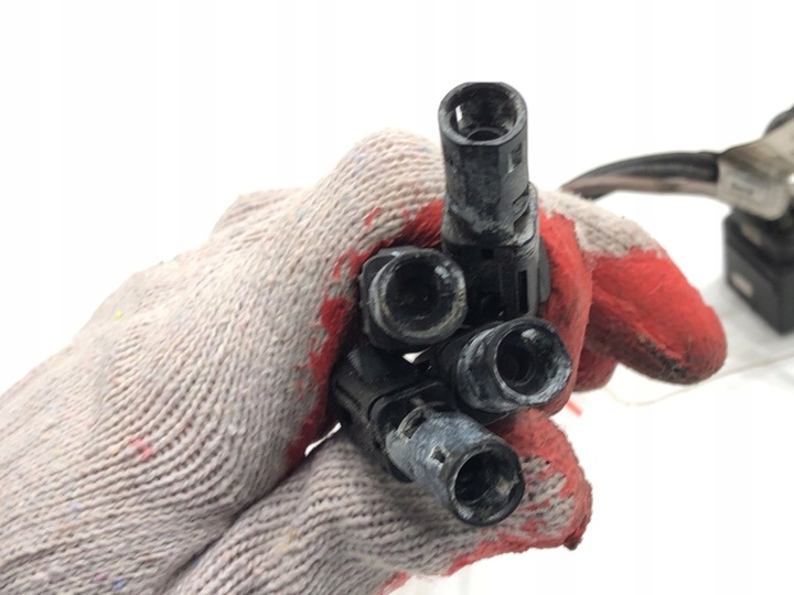 фото №3, Джгут свічок розжарювання 7811938 toyota auris ii 1.6d4-d 2015