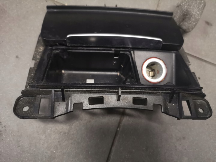 фото №6, Попільничка audi a4 b8 8k0857965