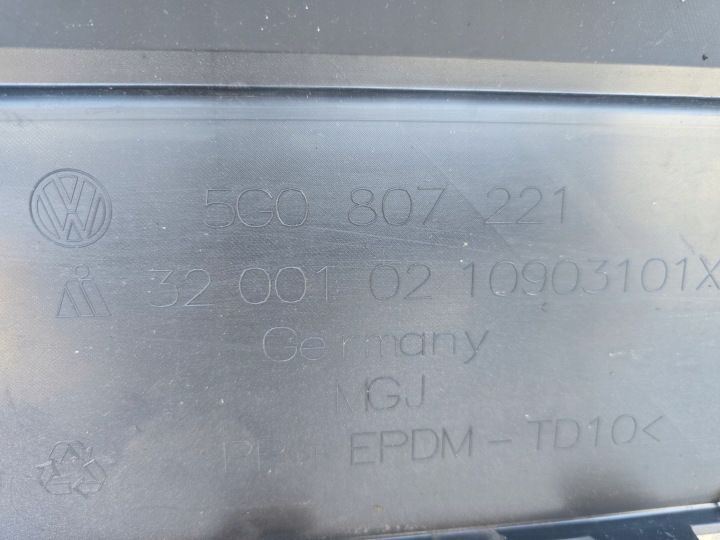 фото №8, Vw golf vii 7 5g бампер перед передний 5g0807221
