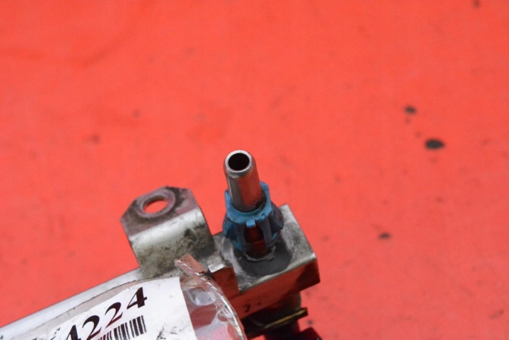 фото №7, Паливна рейка  форсунки 0280151208 opel astra 3 iii h 1.4 16v 90 km 04-07