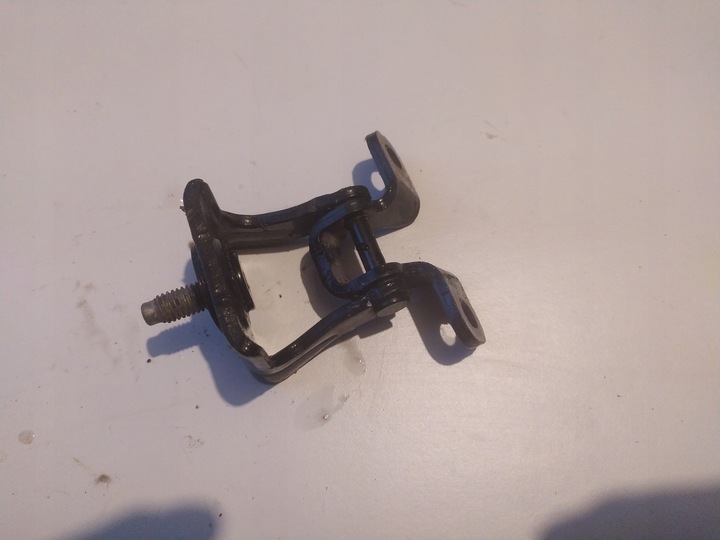 фото №1, Петля крышки багажника левый правые зад skoda scala kamiq octavia iv golf vii