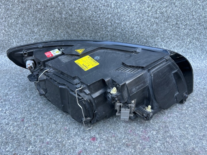 фото №6, Фара ліва передня volvo v50 s40 ксенон 31335245