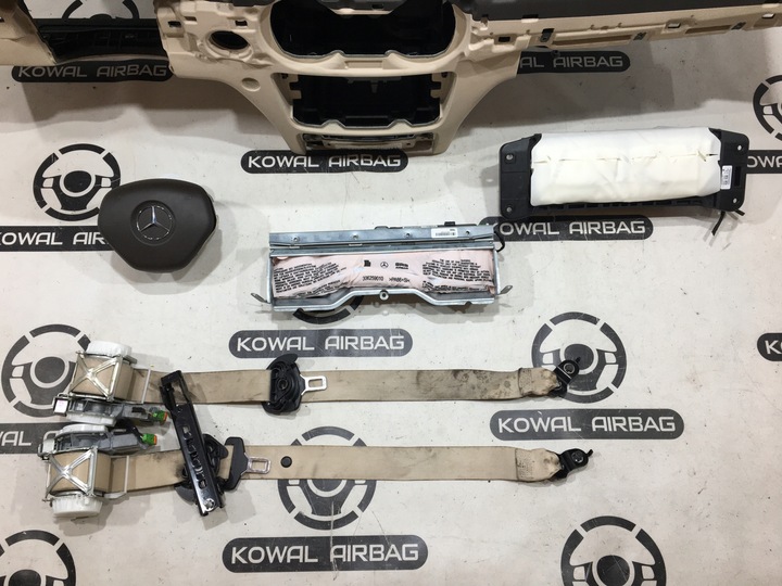 фото №8, Mercedes glk x204 204 рестайлинг панель консоль подушка безопасности подушки ремни оригинал
