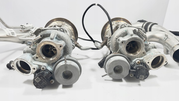 фото №9, Audi rs4 rs5 2.9 tfsi турбонагнетатель левая правая turbo 06m145703d 06m145704d