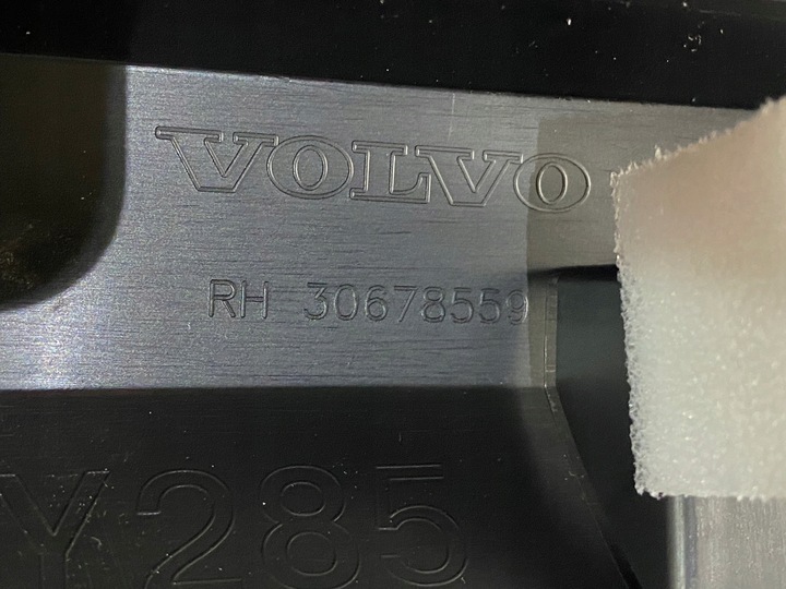 фото №3, Volvo s80 v70 планка двері права перед зад комплект