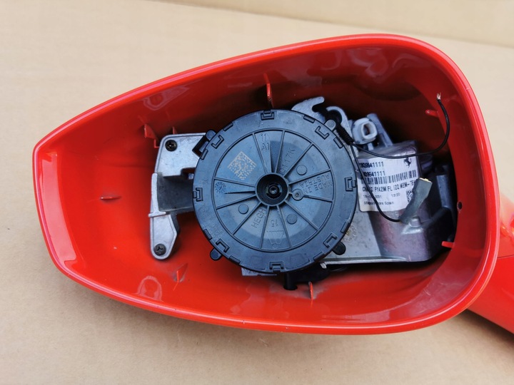 фото №10, Ferrari f8 tributo f142 зеркало левая 3 pin