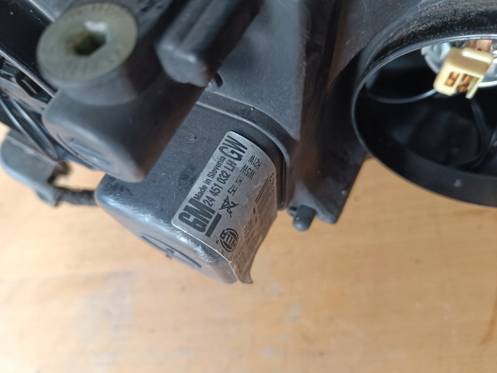 фото №15, Лампа передняя перед левая opel astra h европа 24451032