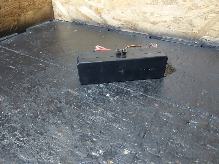 фото №10, Рамка / модуль запобіжників mercedes-benz a0005400072