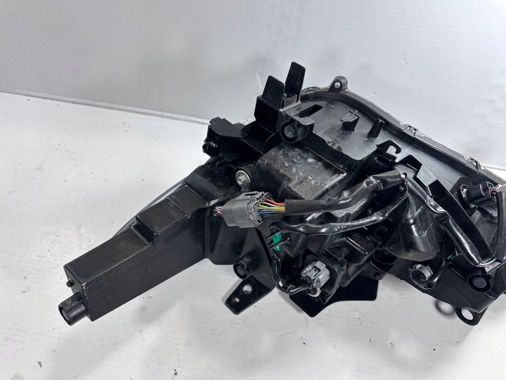 фото №14, Cx-5 ii лампа права ліва лінза led kb8p-51040 kb8p-51030