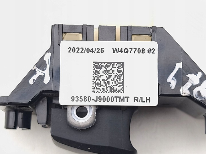 фото №12, Hyundai kona i переключатель стекло 2022 3k55121200