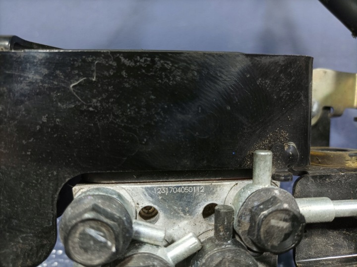 фото №9, Yamaha yzf r3 15-18 насос abs дроти