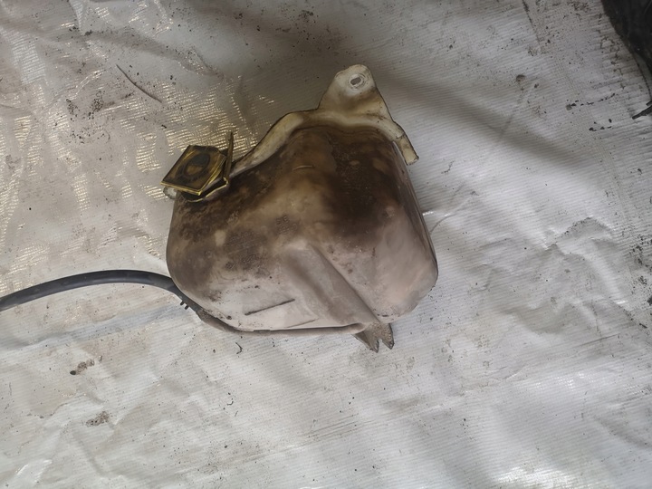 фото №1, Jeep grand cherokee wj 4,7 ho бак розширювальний