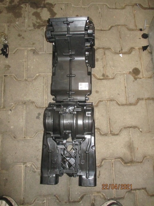 фото №1, Audi a8 d4 оригінальний номер 4h0819351c обігрівач