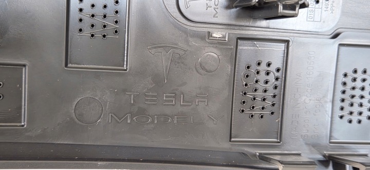 фото №12, Бампер перед na датчики pdc tesla модель y 2020- передний рестайлинг новый