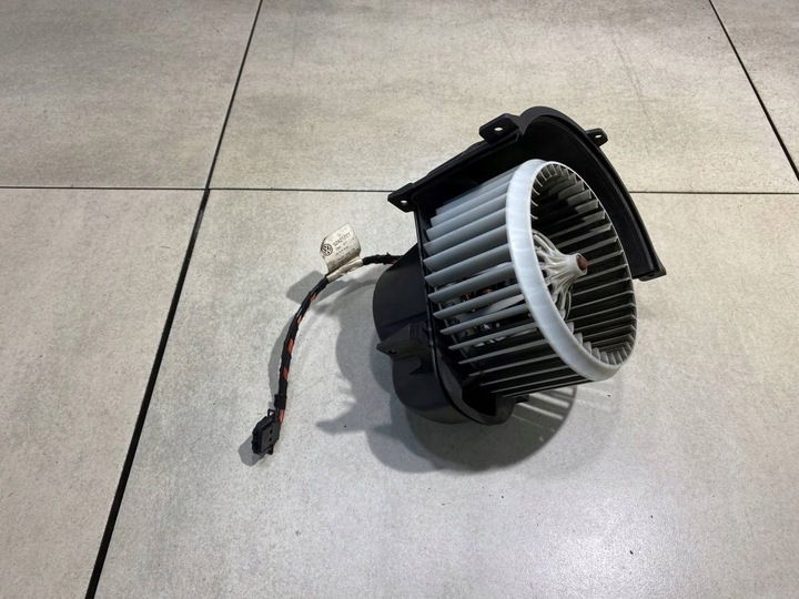 фото №1, Вентилятор воздуходувка audi q7 4l 3.0 tdi 4l1820021b