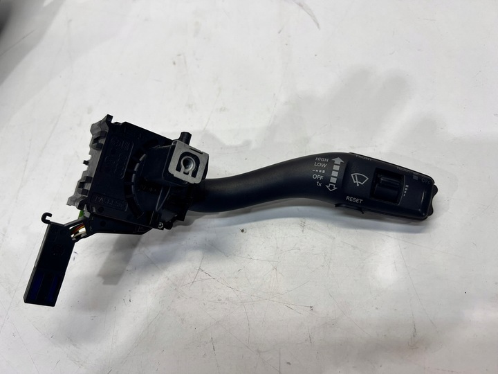 фото №6, Защита колонки руль pod круиз-контроль audi a3 8p 8p0953516a комплект