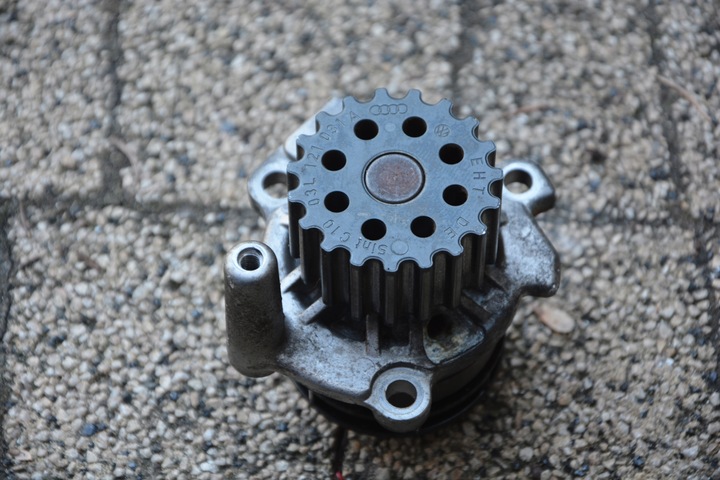 фото №14, Насос води vw sharan 03l121019pt 019de