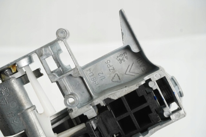 фото №9, Ручка наружная правое перед peugeot partner 1199d4