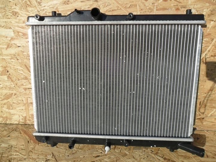 фото №7, Suzuki swift 2005 2006 2007 2008 радіаторів води