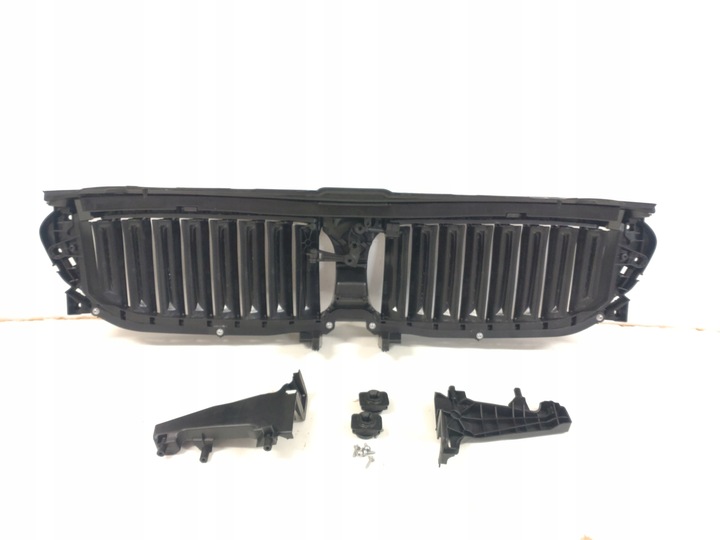 фото №8, Жалюзи решётка хром ролета bmw 5 17- g30 7474370