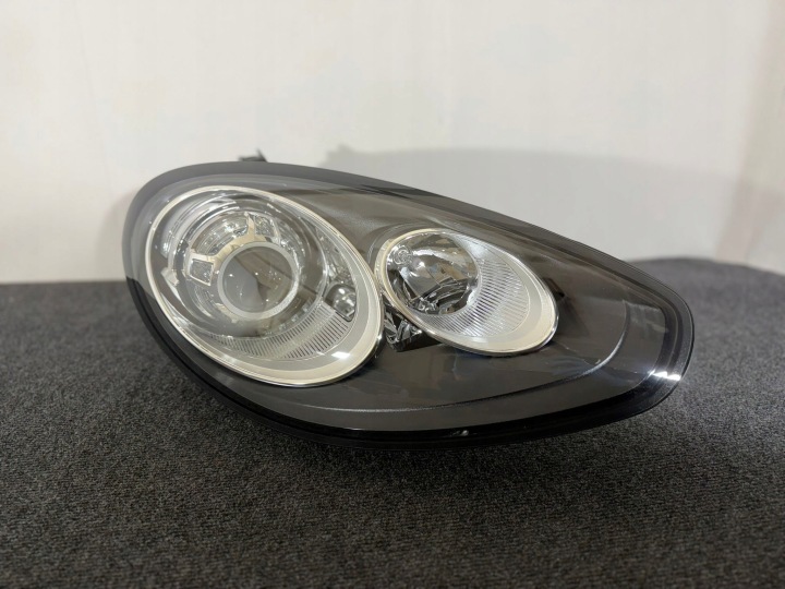 фото №11, Porsche panamera 970 рестайлинг фара правое правая перед ксенон 970631170 l273