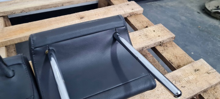 фото №13, A6 c6 рестайлинг подголовник подголовники кожа сиденья sline зад 3x комплект milano