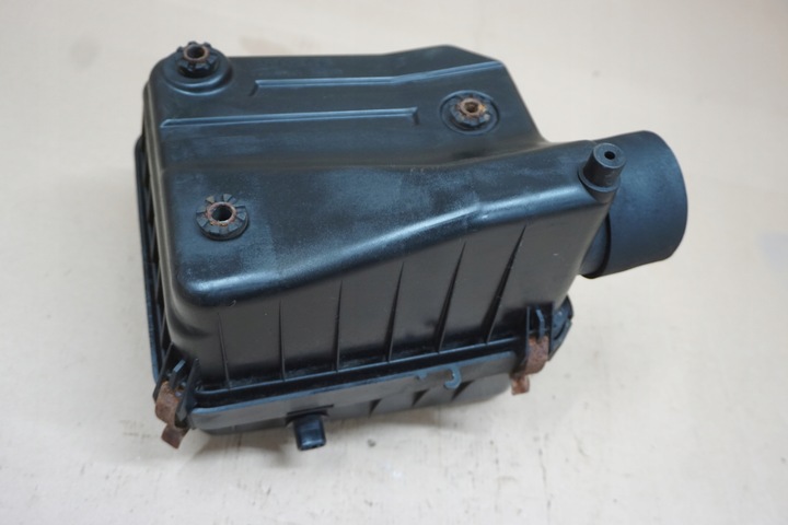 фото №8, Suzuki vitara корпус основание фильтра фильтр воздуха 2,0 16v 96r