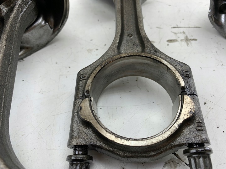 фото №6, Volvo c30 v50 2.0 d поршень шатун d3 d5204t