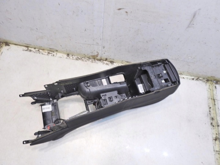 фото №6, Туннель средний подлокотник ford mondeo mk4 7s71a045a20a