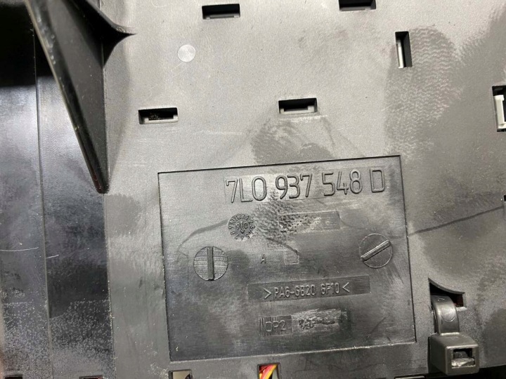 фото №6, Коробка запобіжників touareg i 5.0 v10 tdi 7l0937548d
