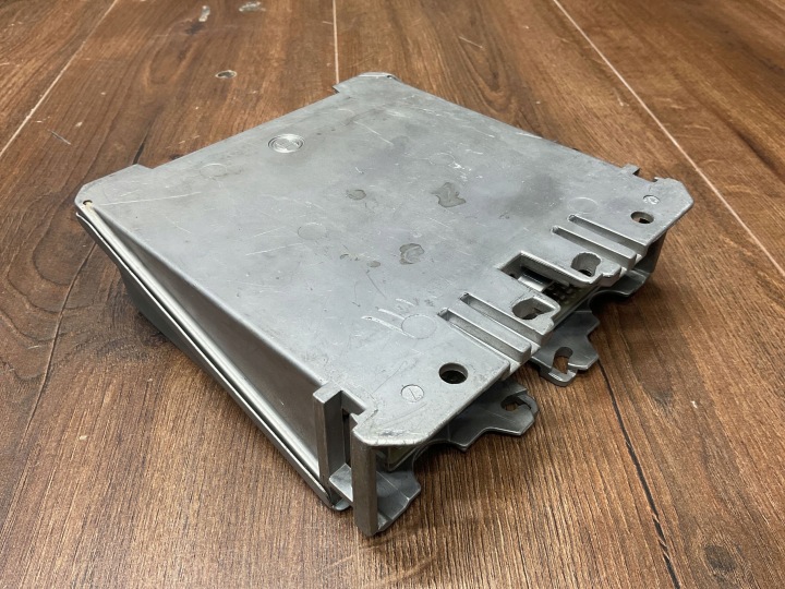 фото №10, Блок управления  ecu двигателя перед mercedes-benz e w124 0175452232