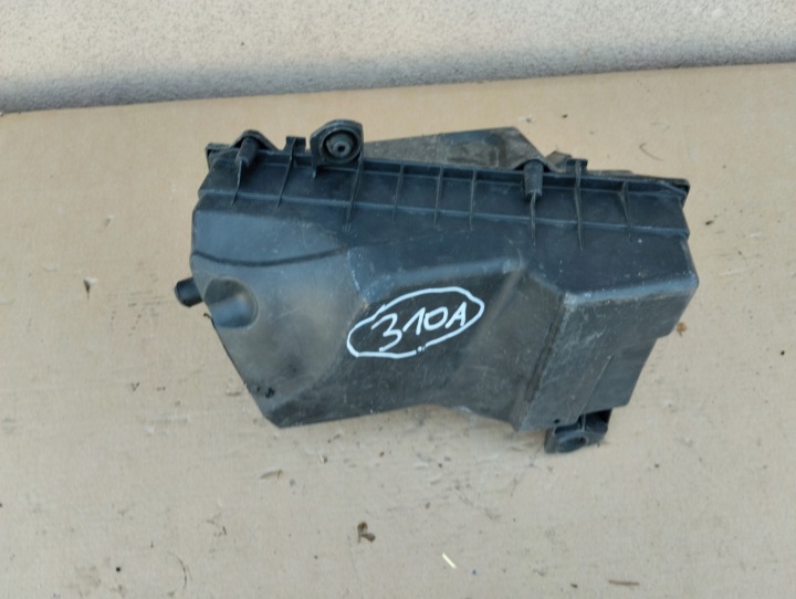 фото №6, Корпус фільтра повітря vw golf iv seat leon i 1.9 tdi 1j0129620